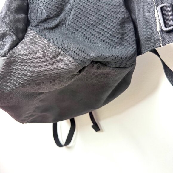 CamelBak Helena Hydration Pack 1404cu 100oz 23L Hiking Backpack Womens Black - Picture 4 of 11